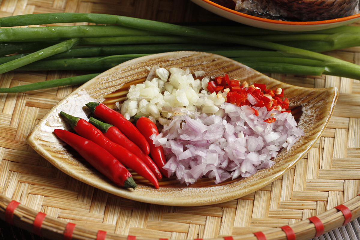 Hành, tỏi, ớt băm